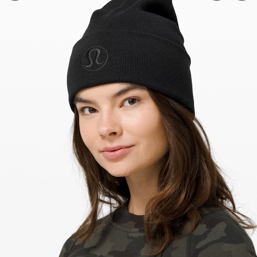 Lululemon Warm Revelation Beanie